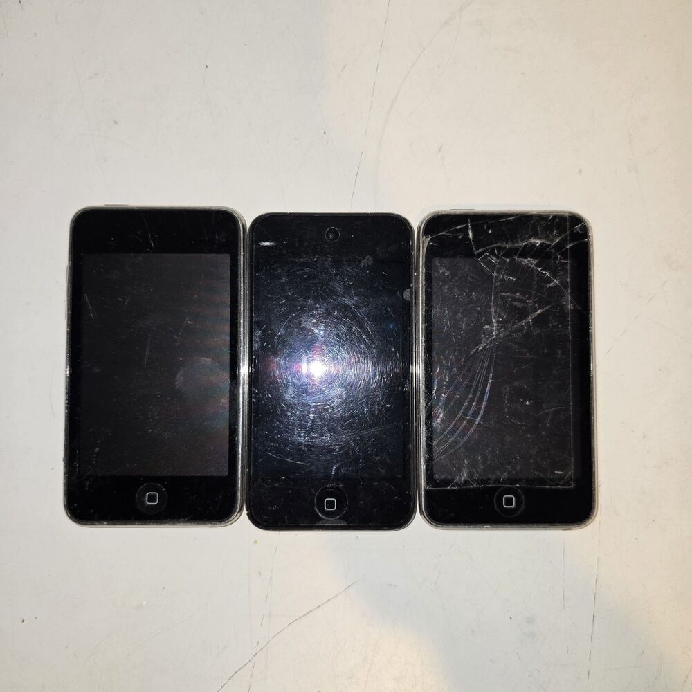Lot of 3 Apple iPod Touch A1288x2 & A1367 8GB